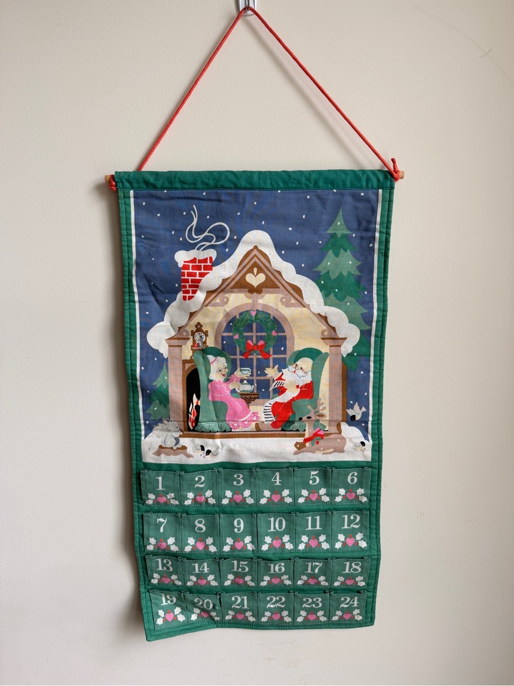 VTG Avon Advent Calendar Fabric Hanging *No Mouse*